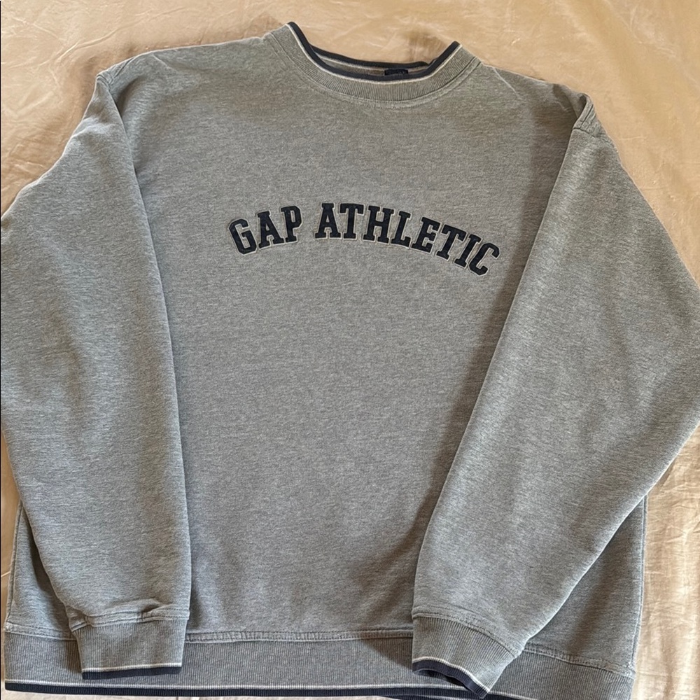 GAP Gray Crewneck Sweatshirt Soft Cotton Blend